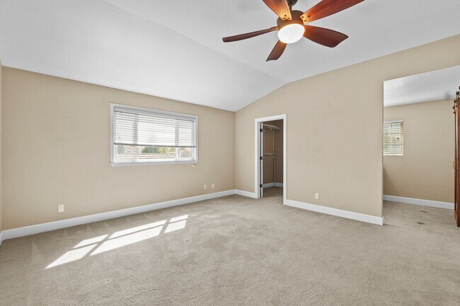Building Photo - 743 Calico Trail
