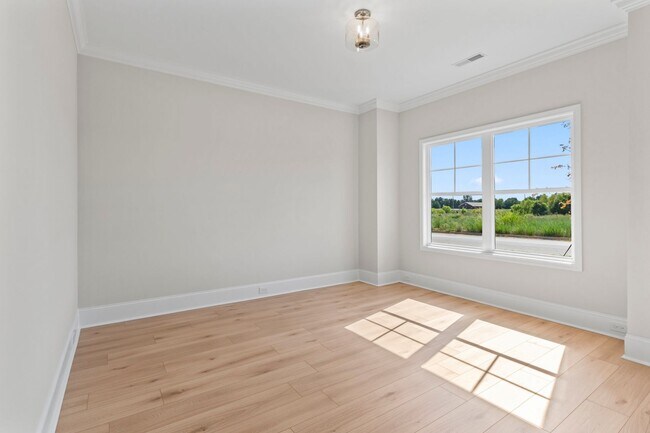 Building Photo - Now Leasing: Brand-New Townhomes