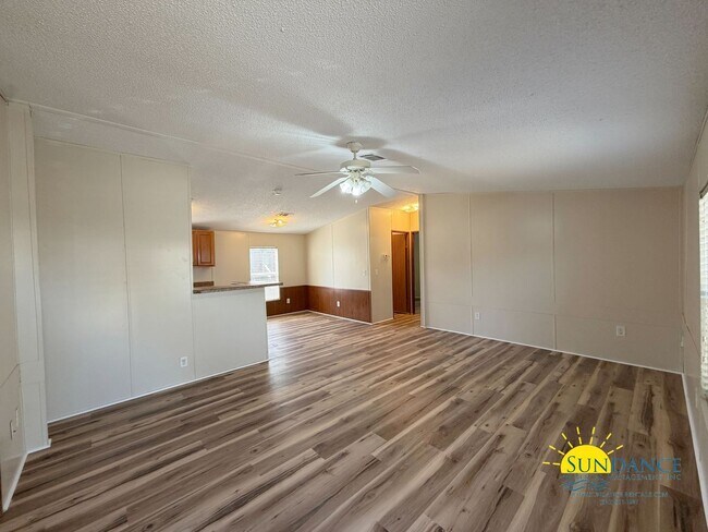 Building Photo - Nice 3 Bedroom Home in Fort Walton!