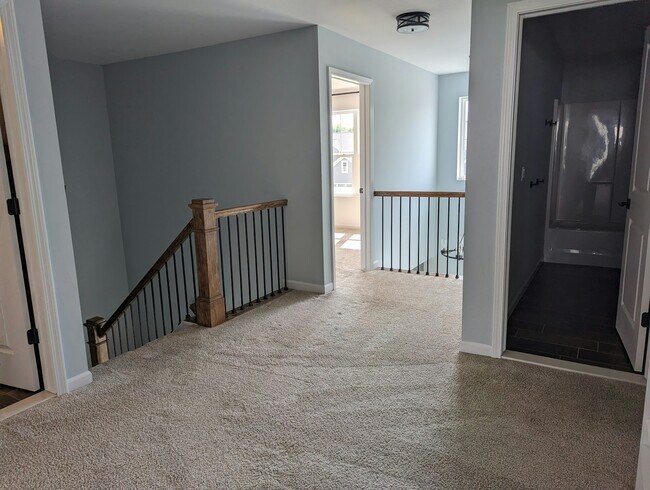 Building Photo - 2146 Hidden Ridge Drive