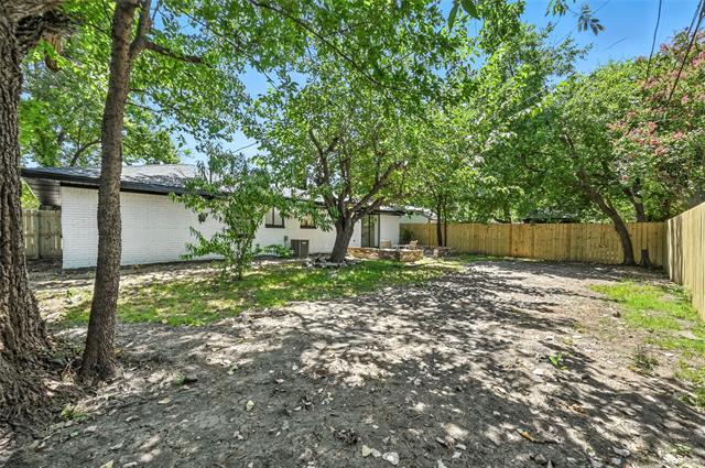 Building Photo - 214 Dorris Dr