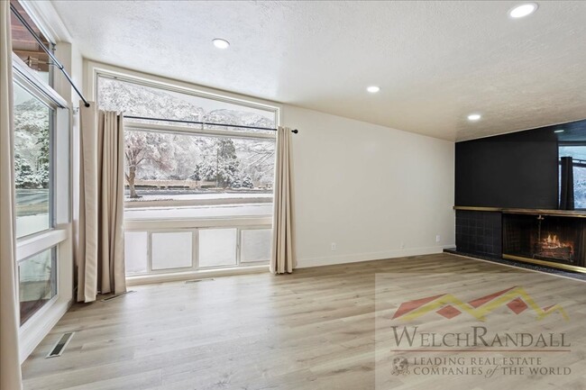 Building Photo - Recently Remodeled 3 bed 2 Bath Home in Ogden