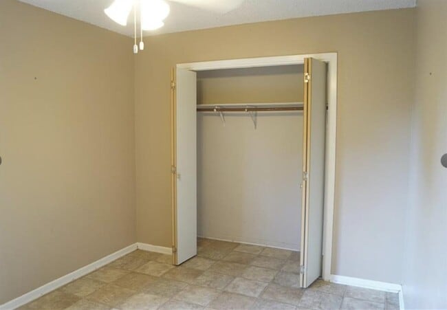 Building Photo - 101 Stubblefield Dr