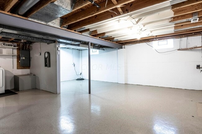 Building Photo - 2037 Sutter Pkwy