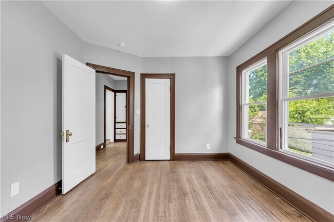 Building Photo - 4700 Rockwood Rd