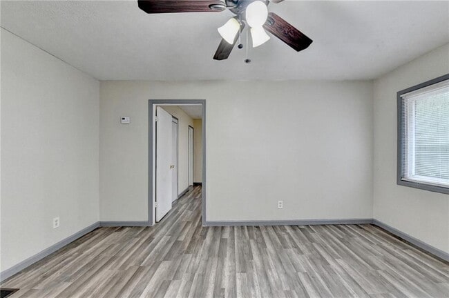 Building Photo - 103 Dogwood Ln