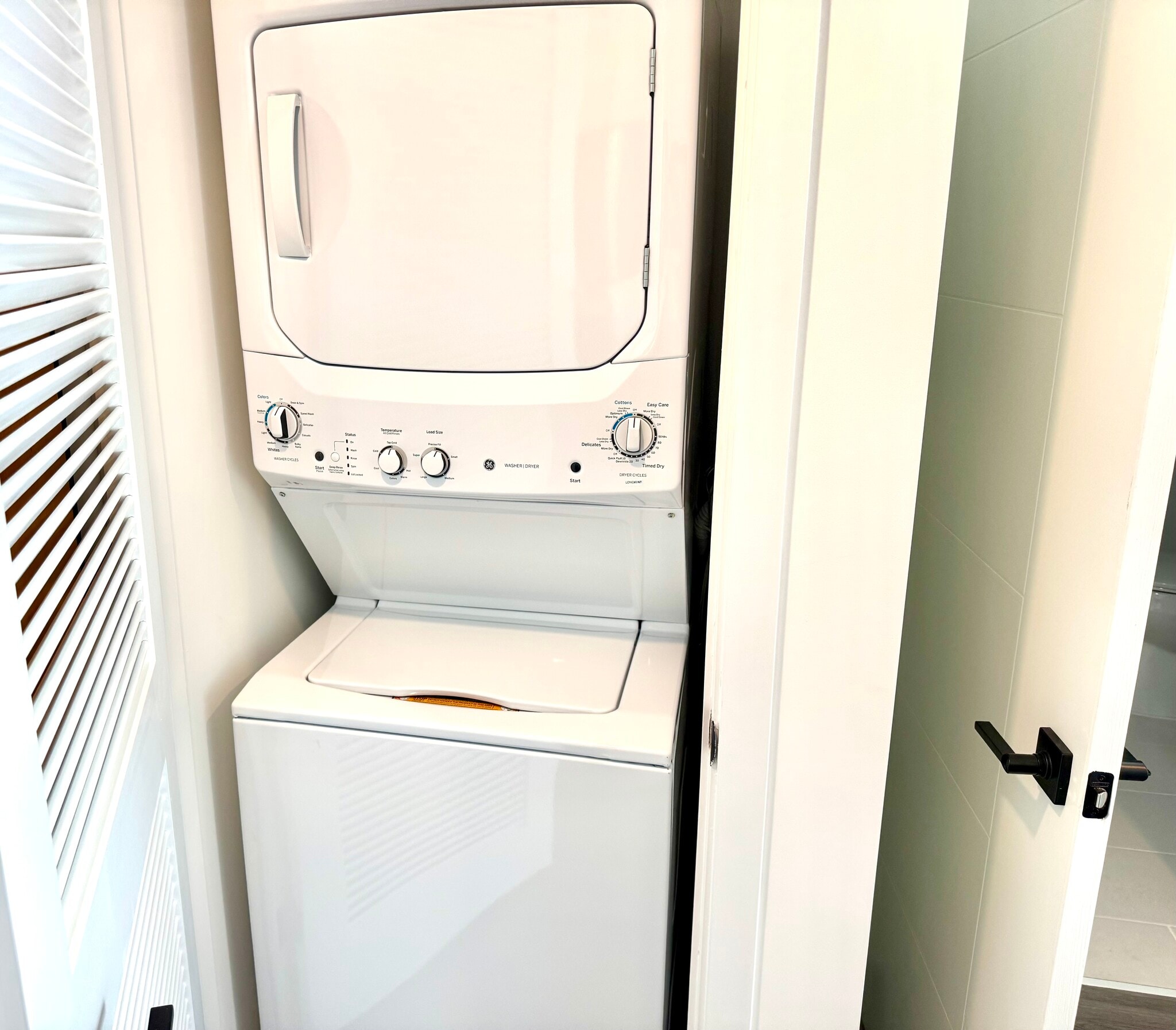 Building Photo - 355 NW 19th Ln