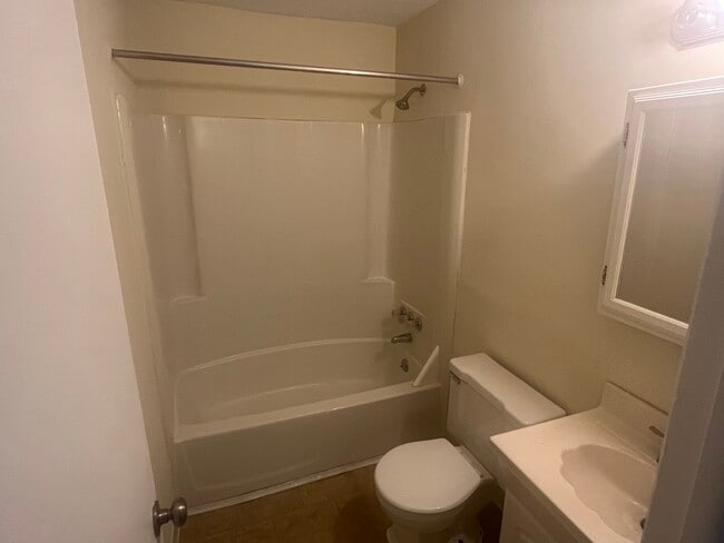 Building Photo - 38365 North Ln