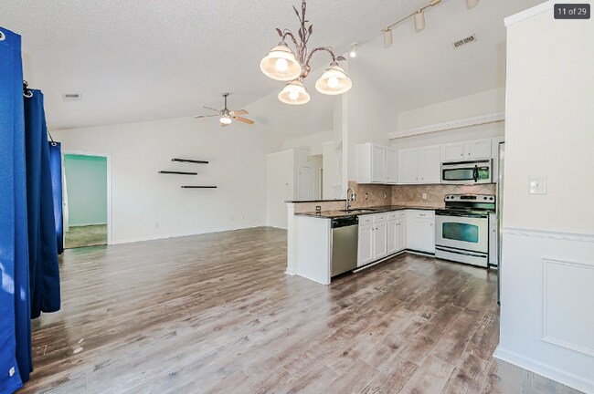 Building Photo - 12819 Slade Castle Ct