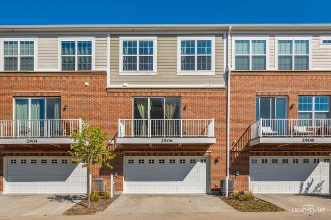 Building Photo - 2906 Reflection Dr