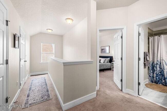 Building Photo - 131 Paradise Valley Dr