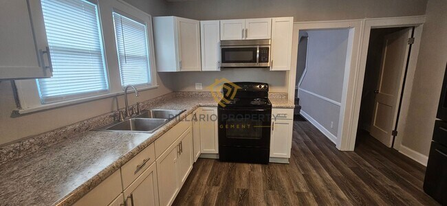 Building Photo - 901-903 Dequincey