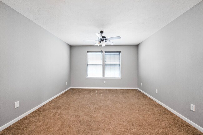Building Photo - 1107 Epworth Ct.