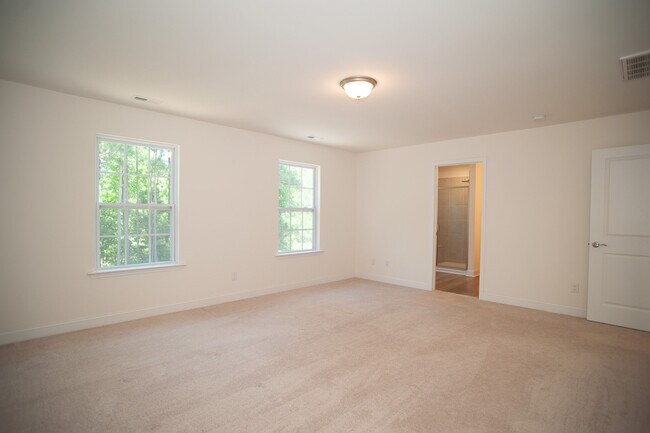 Building Photo - 131 Weldon Ln