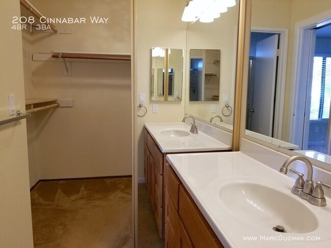 Building Photo - 208 Cinnabar Way