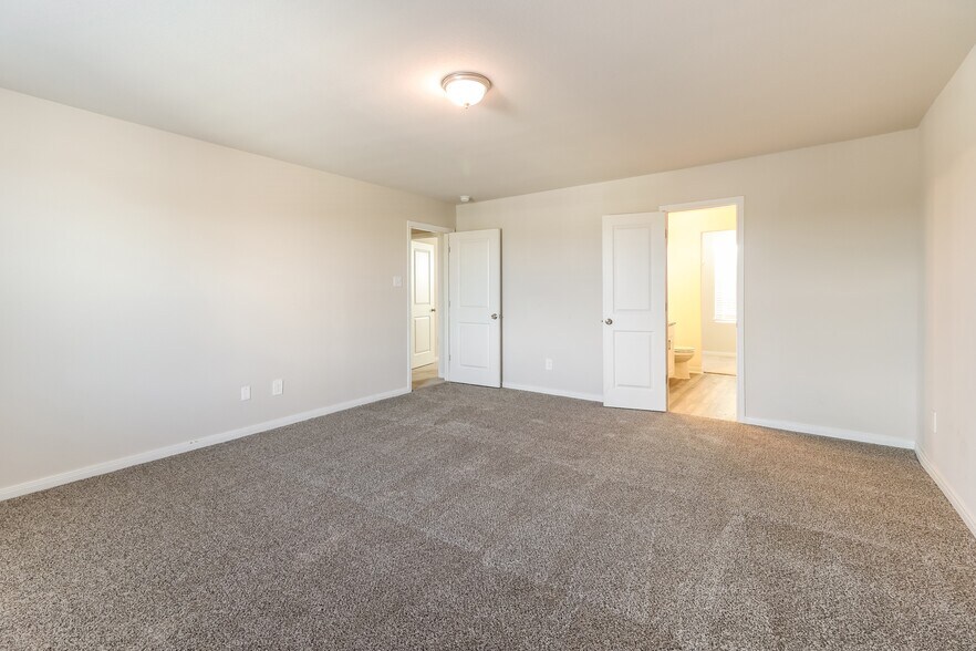 Building Photo - 13031 S Green Wing Cir
