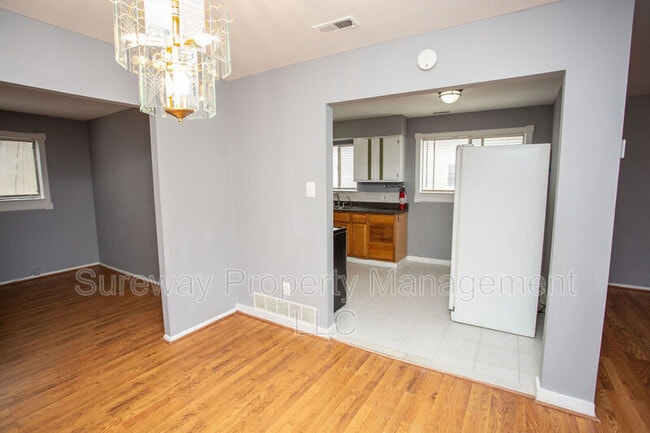 Building Photo - 22 Hamal Ct