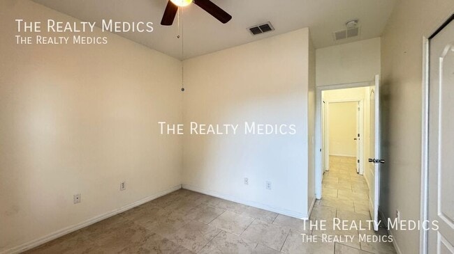 Building Photo - 3723 Prescott Loop