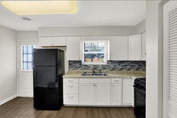 Building Photo - 278 Walnut St