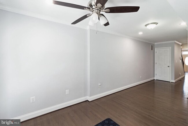 Building Photo - 2933 Fait Ave