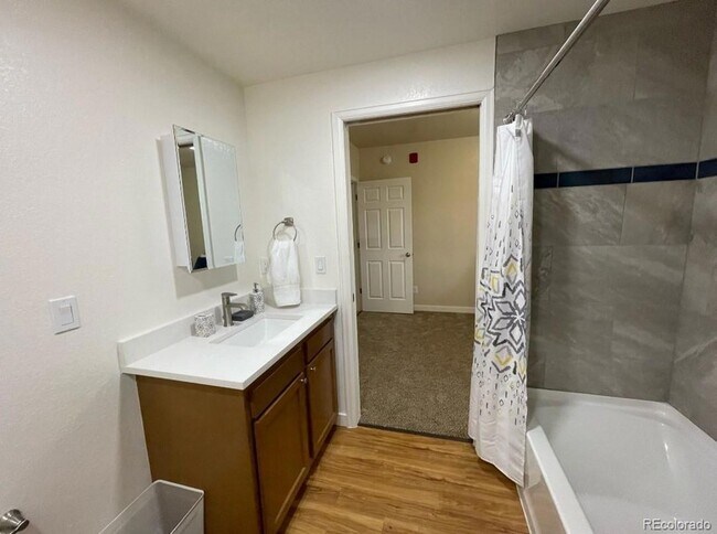 Building Photo - 1391 Carr St