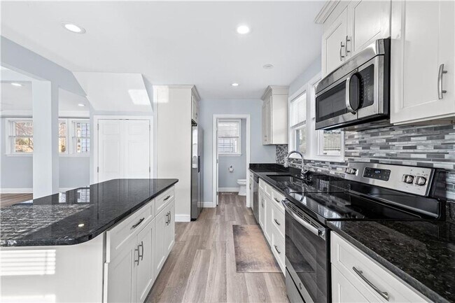 Building Photo - Fully Renovated Furnished Single Family Elmhurst Home Near PC & Downtown Providence.
