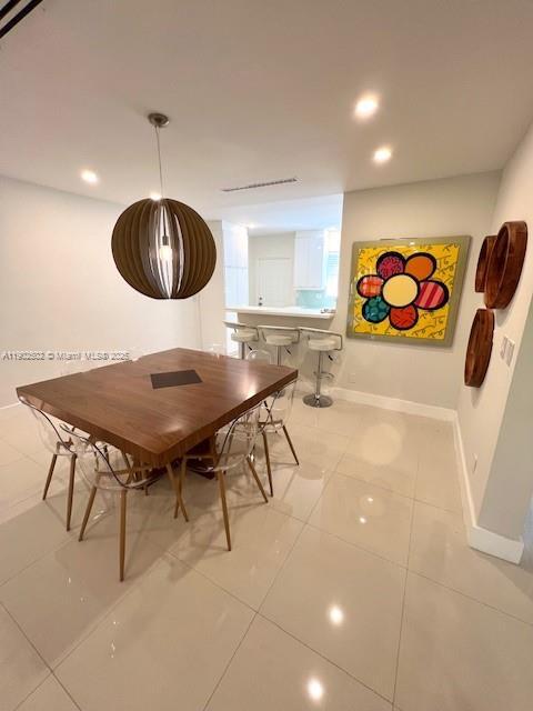 Building Photo - 1125 99th St