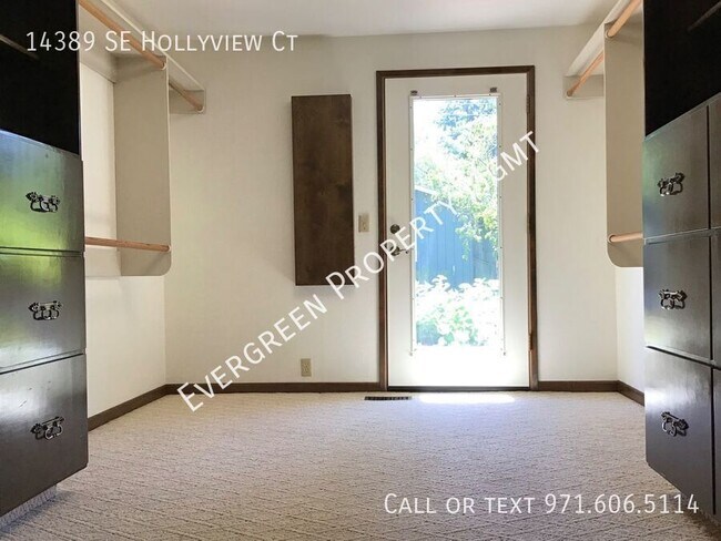 Building Photo - Amazing Damascus Ranch House! $3,195 3BD/2...