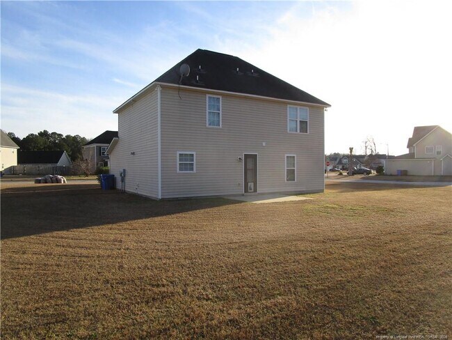 Building Photo - 1442 Vandenberg Dr