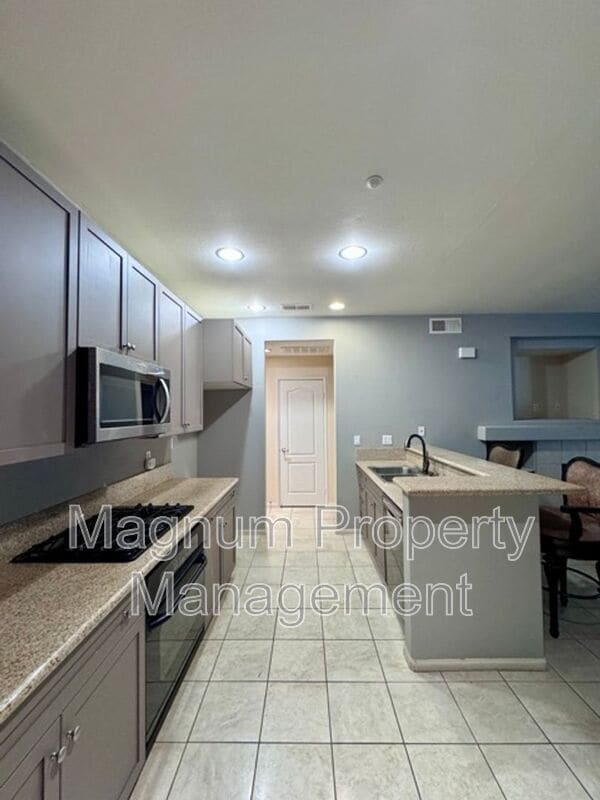 Building Photo - 30505 Canyon Hills Rd