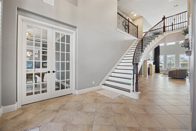 Building Photo - 16817 W Caramel Apple Trail