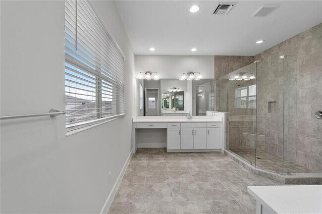 Building Photo - 5206 Liberty Ln