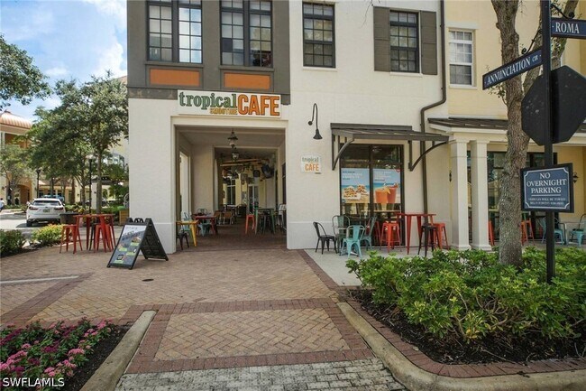 Building Photo - 5032 Arancia Ln