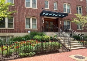 Building Photo - 1121 24th St NW
