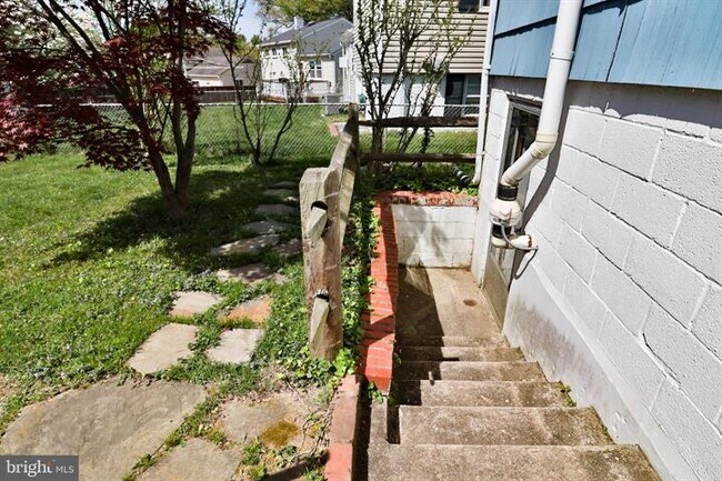 Building Photo - 1009 Kennon Ct