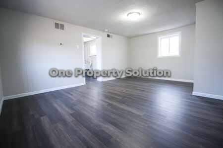 Building Photo - 4539 E 25th Ave