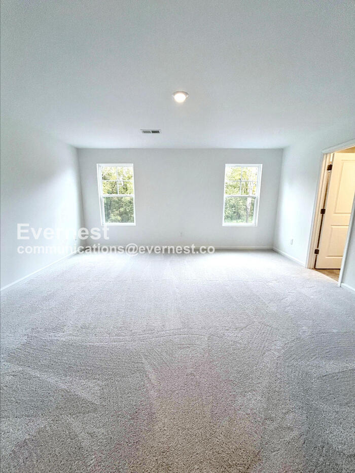 Building Photo - 627 Roy Adams Rd