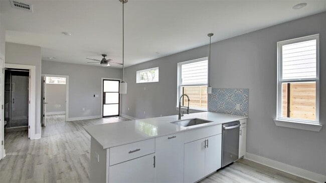 Building Photo - 6111 Carnation Terrace