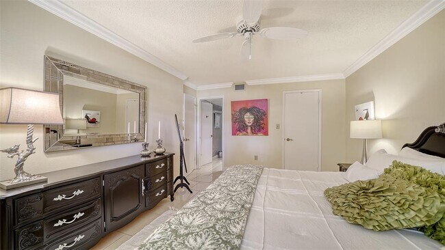 Building Photo - 1355 S Portofino Dr