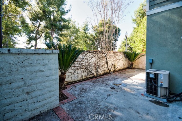 Building Photo - 75 Windward Way