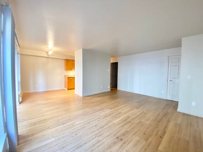 Building Photo - The Link Apartments