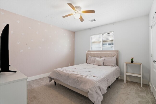 Building Photo - 14410 Long Meadow Dr