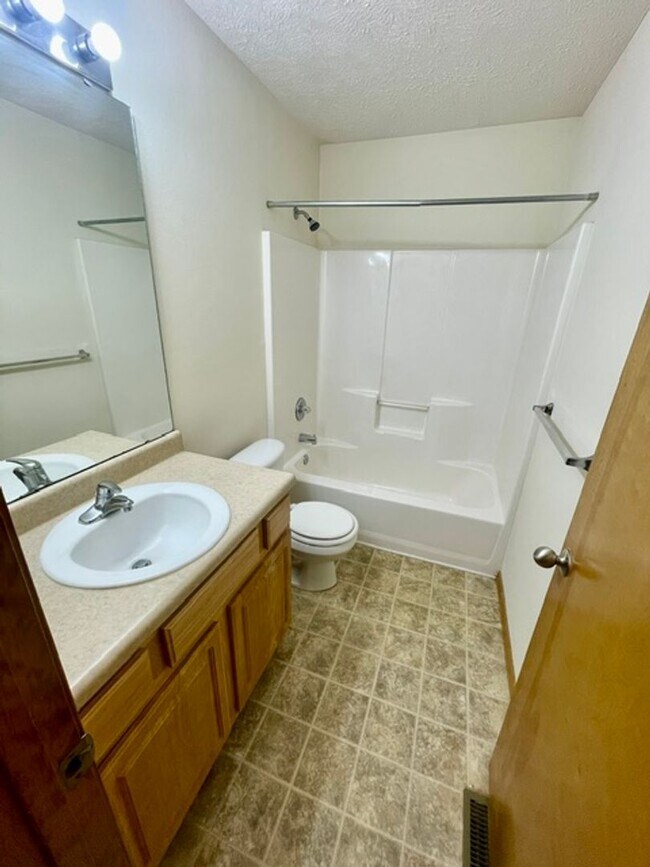 Building Photo - 4339 N Farm Rd 157