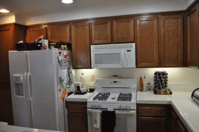 Building Photo - 2 Bedroom Townhome in the Cantera Community of Scripps Ranch