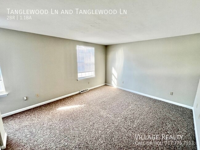 Building Photo - 442 Tanglewood Ln