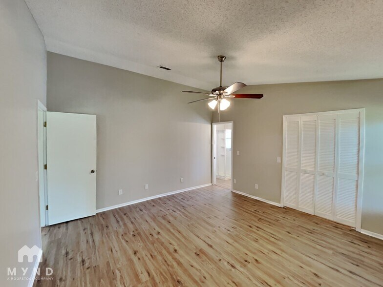 Building Photo - 807 Cloyd Dairy Loop