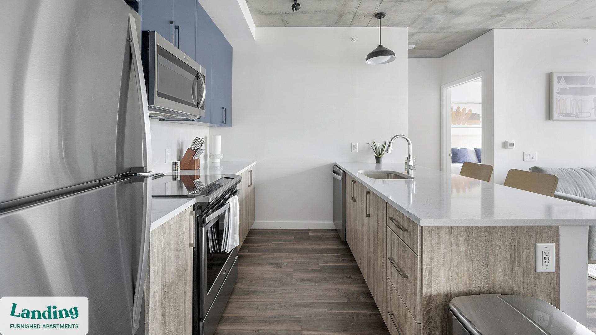 Building Photo - 2010 West End Ave