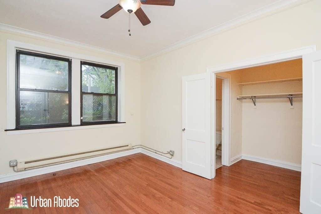 Building Photo - 4552 N Damen Ave