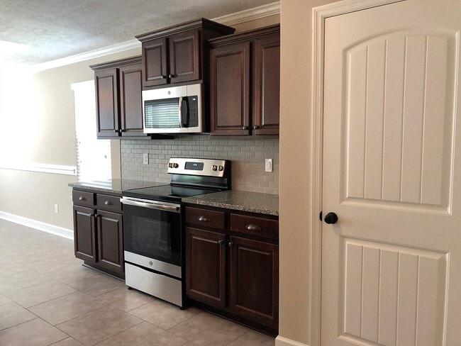 Building Photo - 3016 Ashley Lp