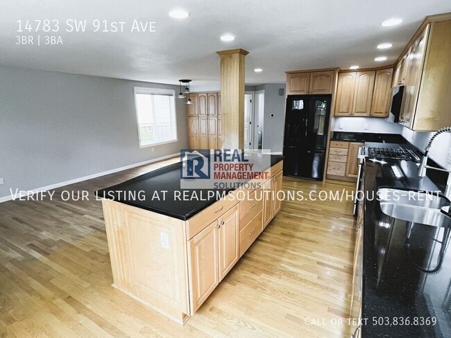 Building Photo - 14783 SW 91st Ave